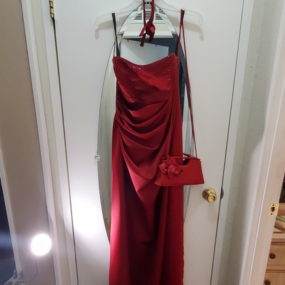Red wedding dress